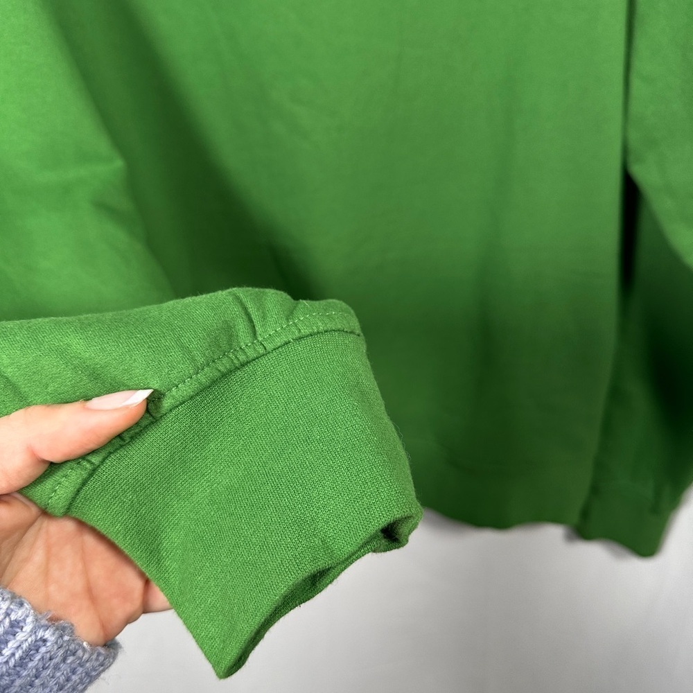 New Bluey festive sweatshirt cozy fleece jingle bell graphic adult medium green - Picture 11 of 11